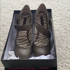 Material Girl taupe Mary Jane pump